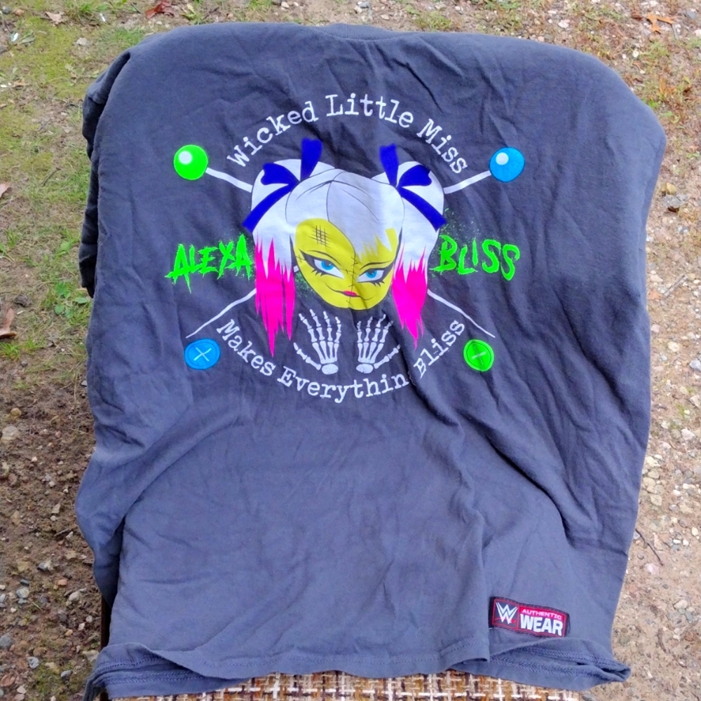 Alexa Bliss WWE shirt